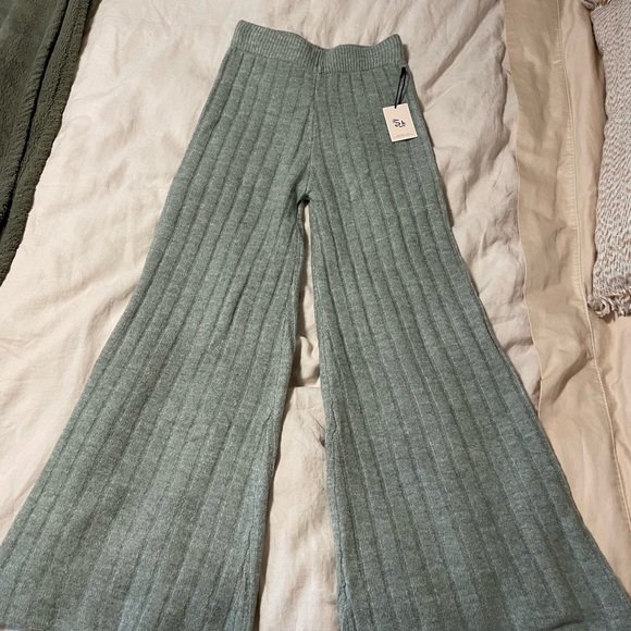 Sincerely Jules Ribbed Lounge Set - Picture 4 of 5